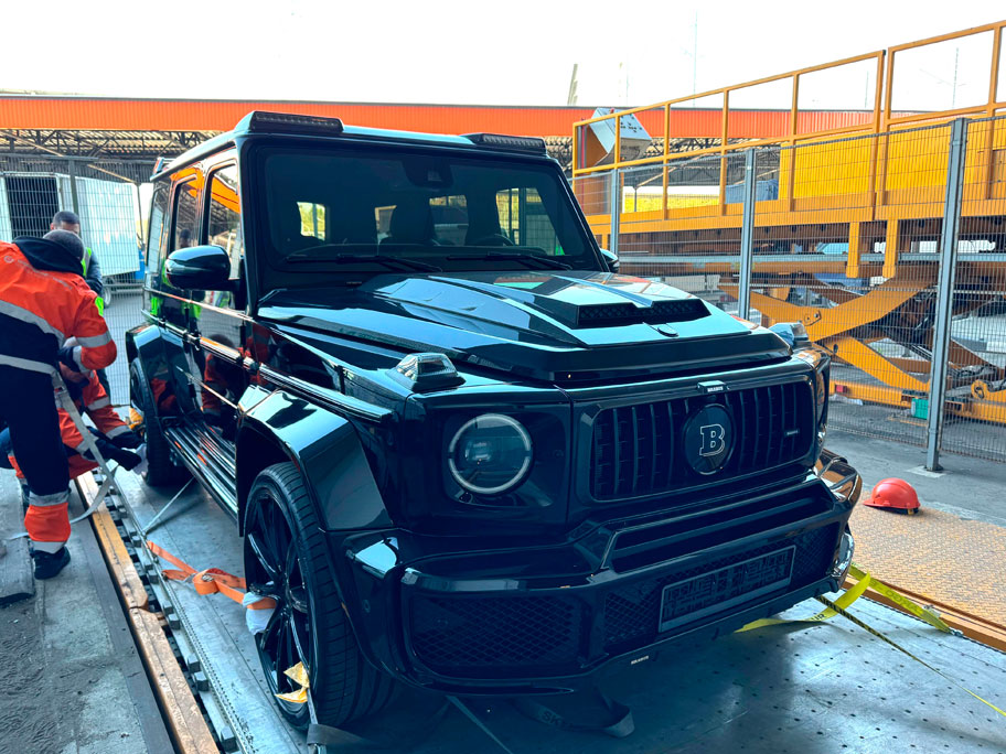 Авиадоставка Mercedes-Benz G-Класс AMG Brabus 800 из Москвы в Дубай